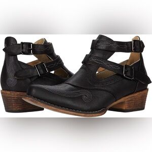 Roper Willa Booties Women’s 9.5 Black Snip Toe Cowboy Cowgirl Ankle Boots